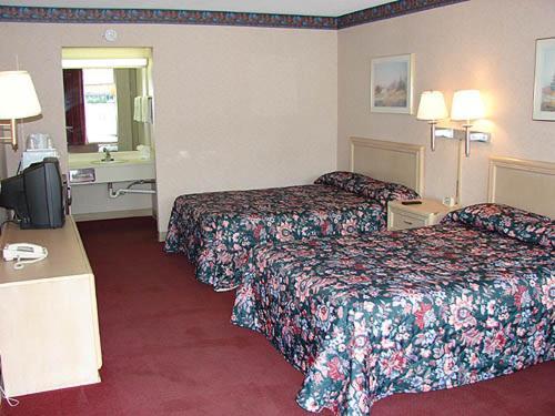 Green Valley Motel Pigeon Forge Exterior photo
